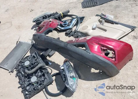 2016 Nissan Rogue Sl z USA, uszkodzony, nr VIN 5N1AT2MT7GC779669